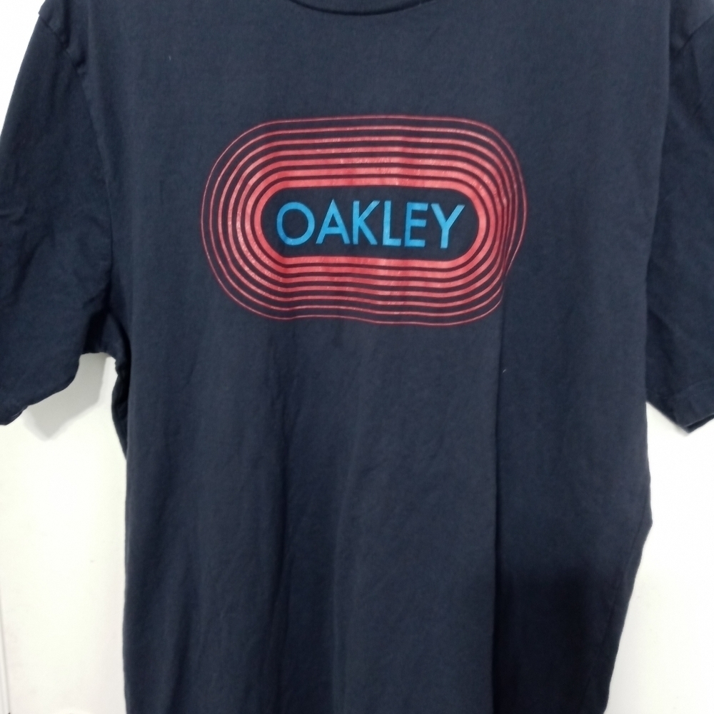 Oakley Men's Short Sleeve T Shirt.